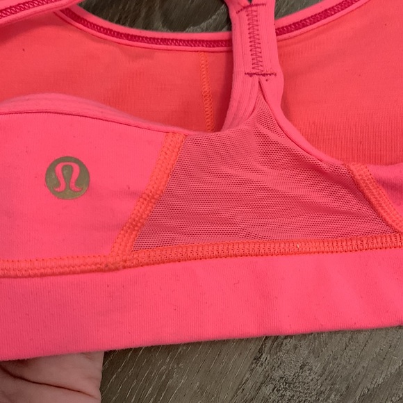 LULULEMON FLO Y BRA - Picture 2 of 5